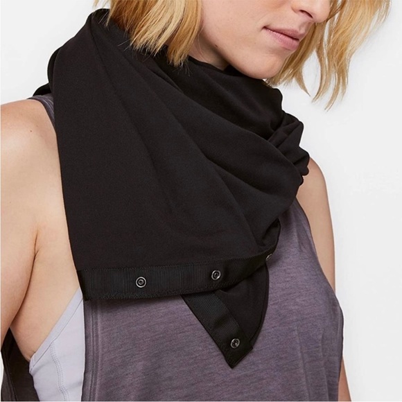 Lily lemon vinyasa scarf - Picture 4 of 10